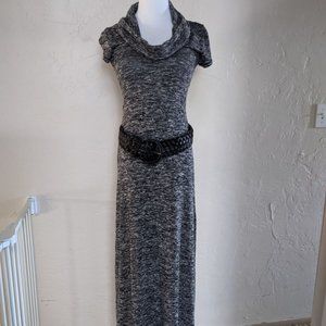NWOT Max Edition Belted Summer Sweater Dress